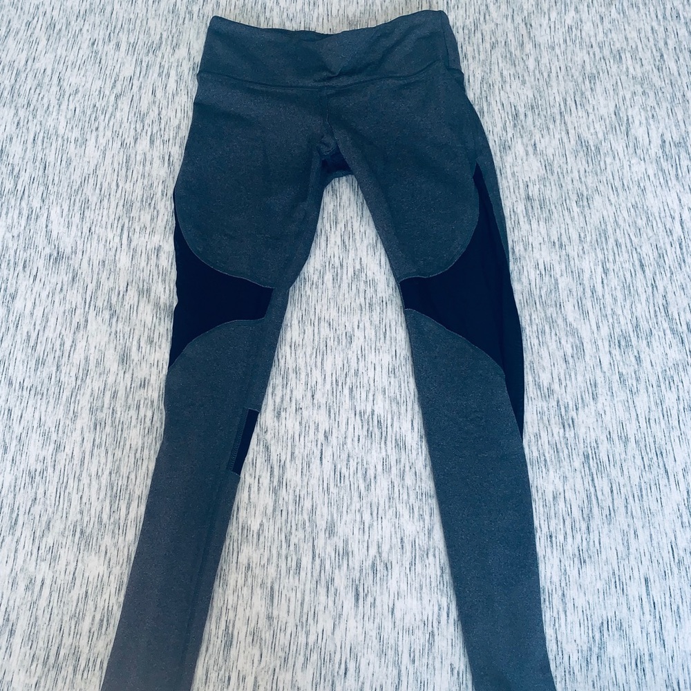 Alo Yoga Leggings